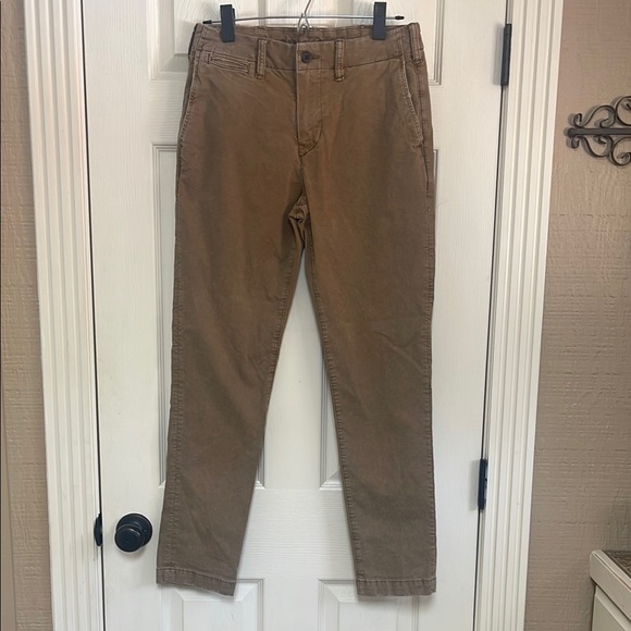 American Eagle Outfitters Other - American Eagle Outfitters Tan Slim Flex Chinos Classic Straight-Leg 29 X 32